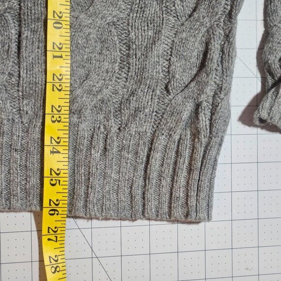 VTG Vineyard Vines Gray Cable Knit Lambs wool & Nylon Sweater With Button Collar - Picture 13 of 14